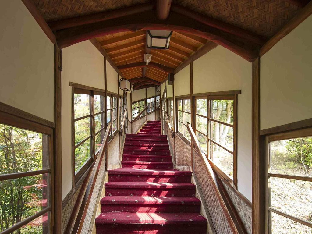 Hotel Nanzanso Izunokuni Екстер'єр фото